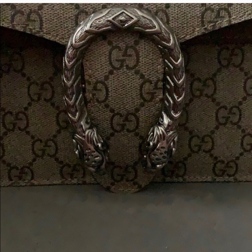 Purse - Picture 2 of 6